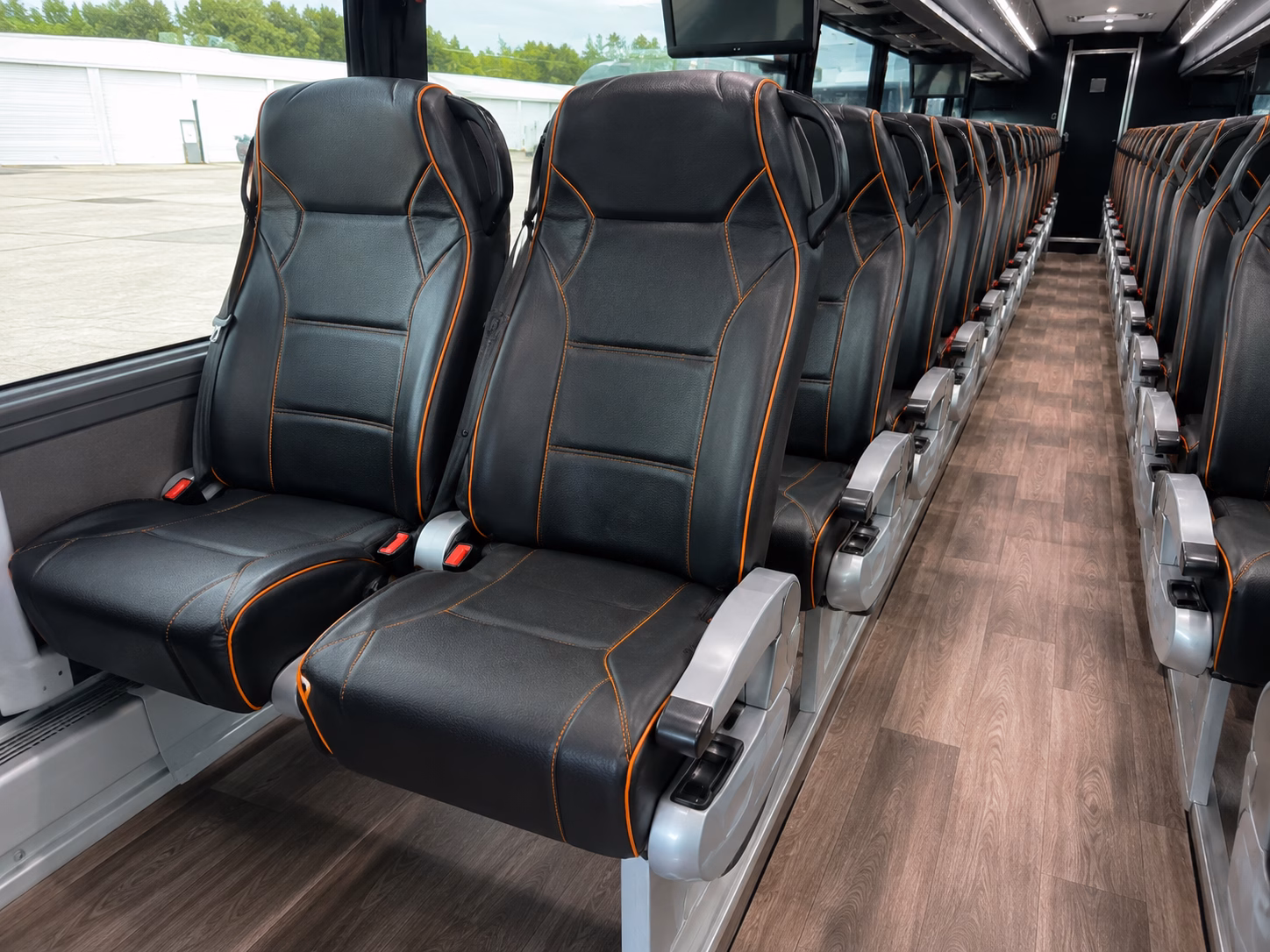 bachelor and bachelorette party buses across edison and the surrounding area