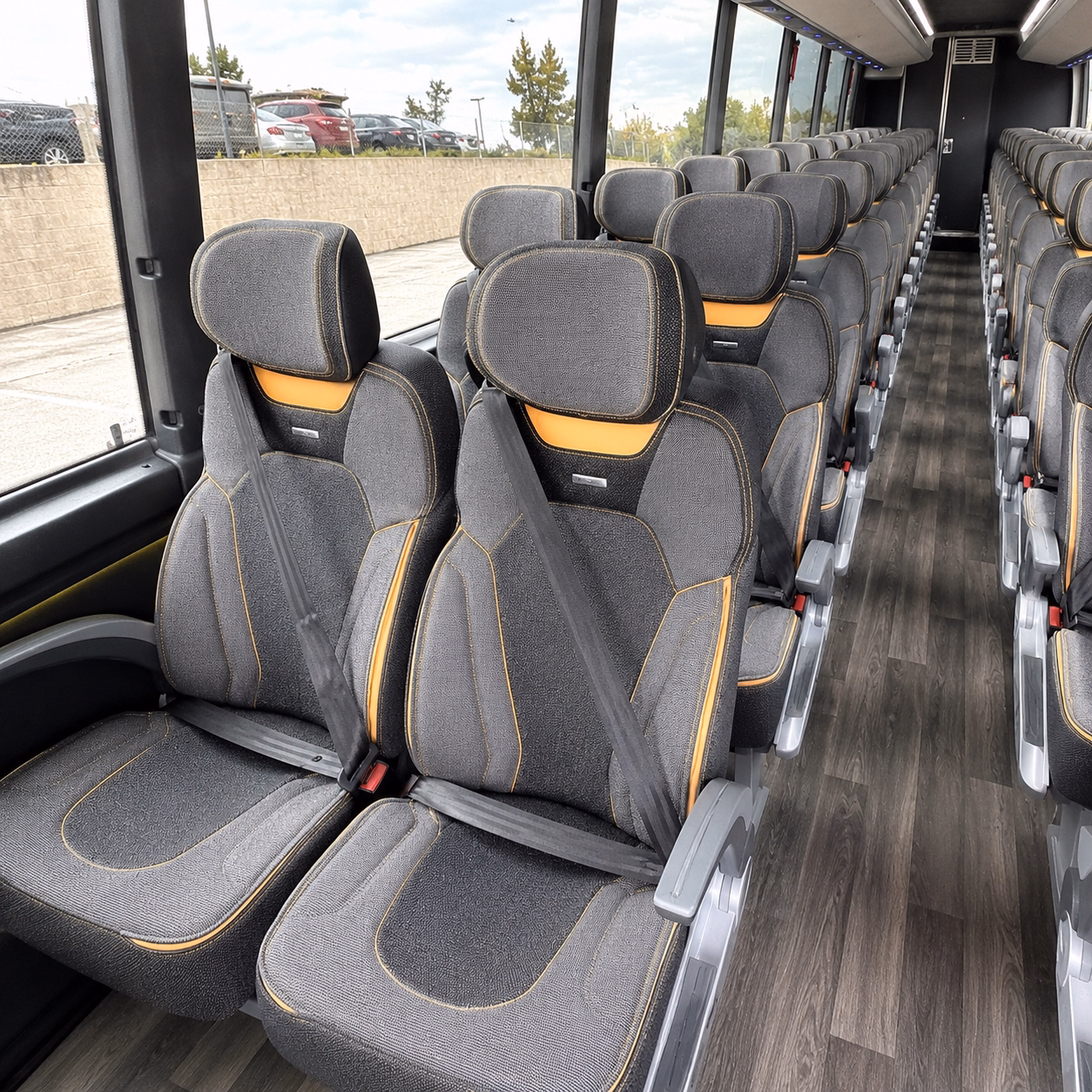charter bus shuttles for edison corporate events off sites and team travel