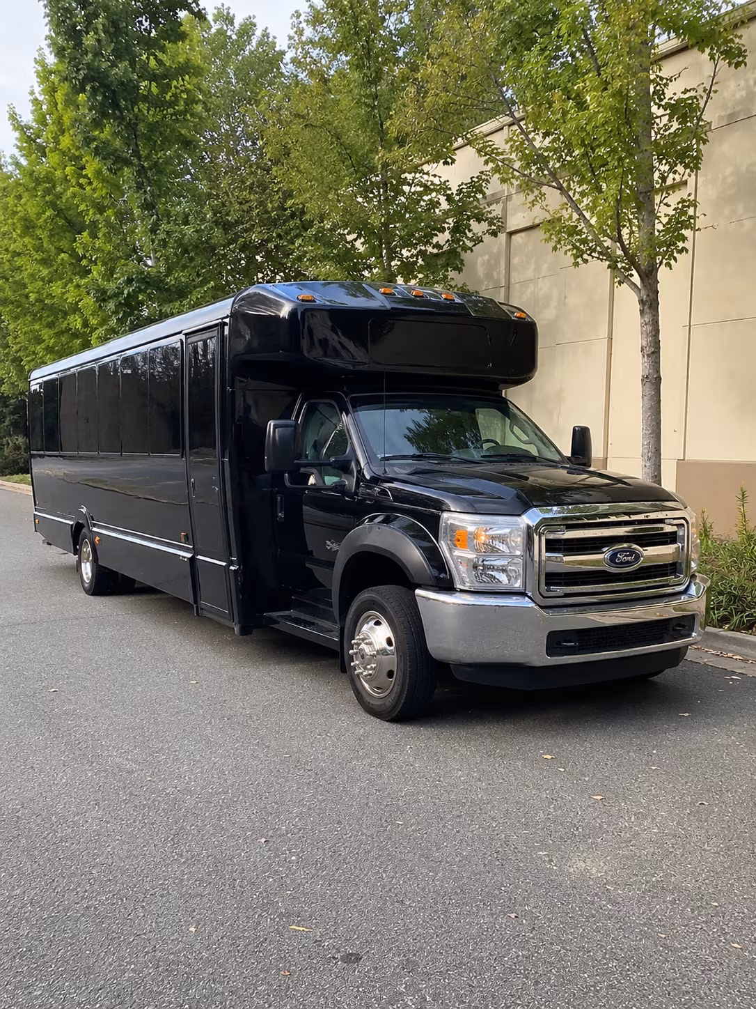 edison concert party bus rental